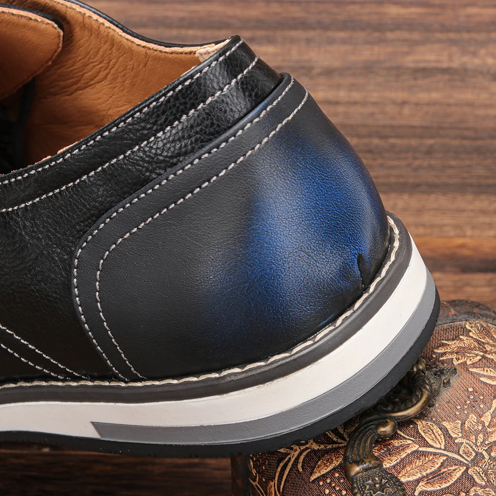 7-13 men casual shoes  fashion comfortable 2024 brand leather loafer men 3