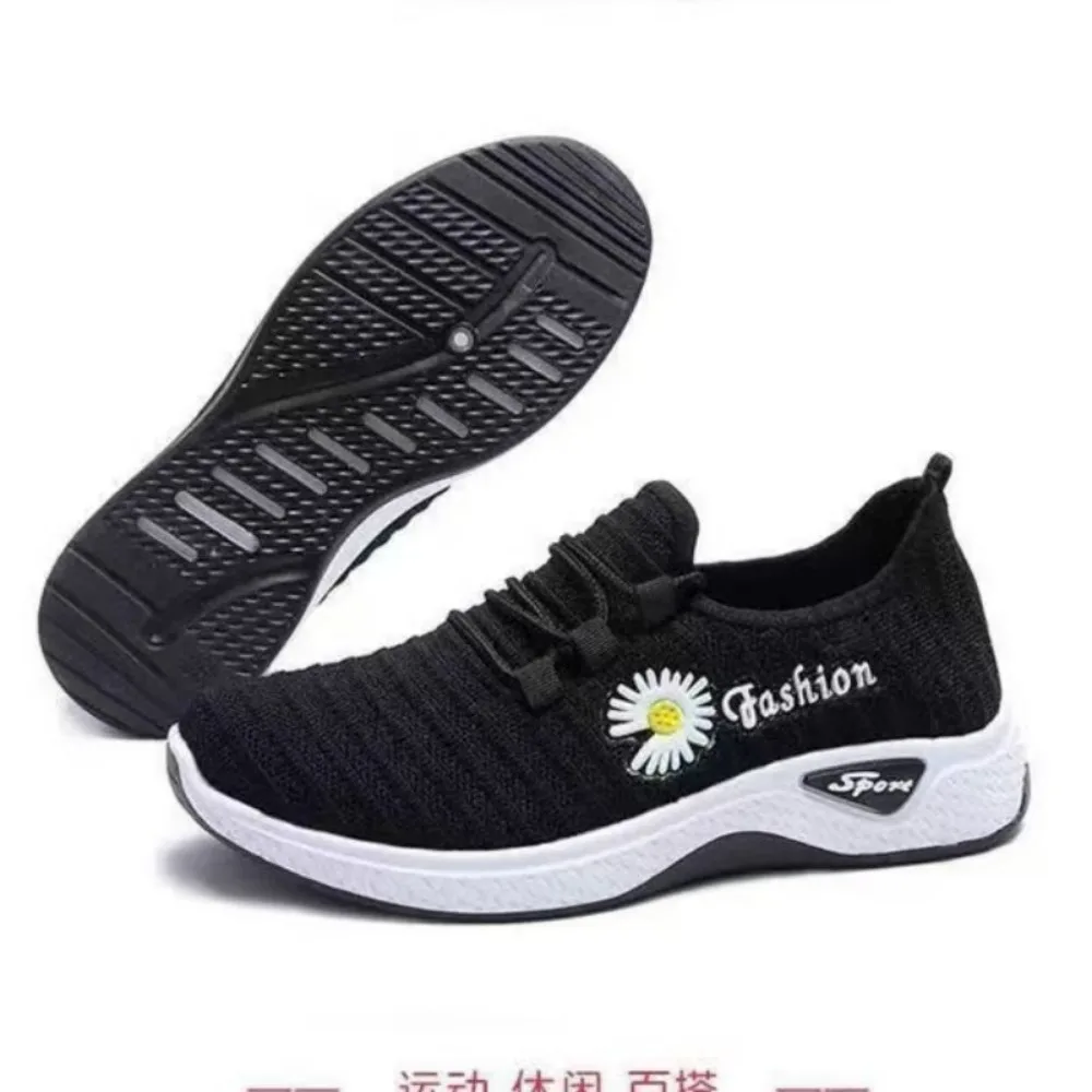 Autumn Women's Shoes True Fly Weaving Old Beijing Cloth Shoes Little Daisy Casual Sports Walking For Girls