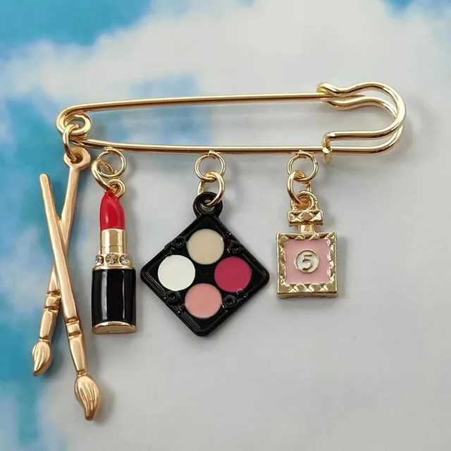 여성을 위한 매력적인 금속 에나멜 화장품 브로치: 스타일과 DIY의 만남