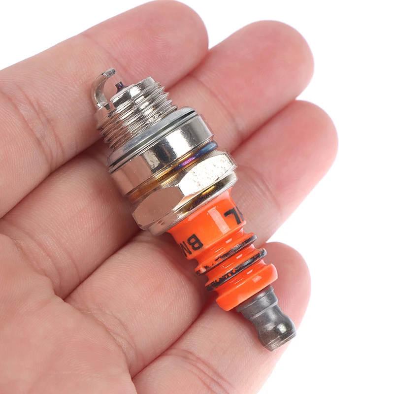 

New 1PC BM6A Spark Plug Glow Plug Standard Spark Plug BM6A Small Engine Replacemnet for 2-stroke Chainsaw Lawn Mower Strimmer