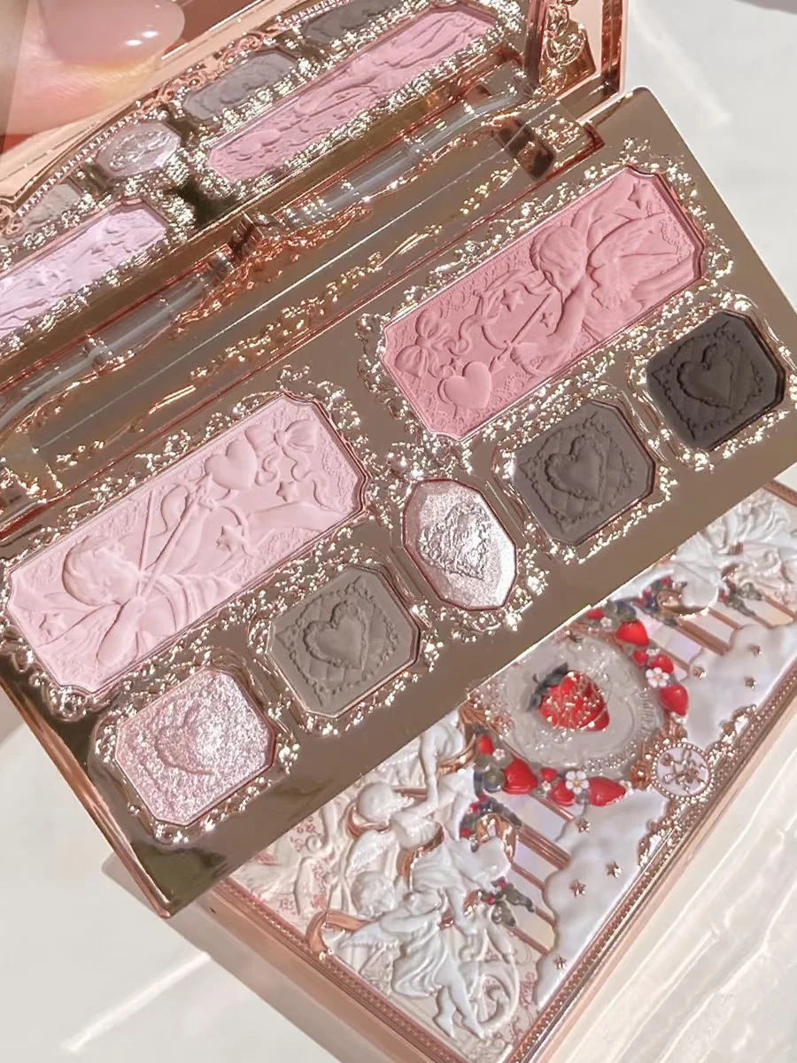 Flower Knows Strawberry Cupid Series 7 Colors Eyeshadow / blush / Matte Highlighter Palette Delicate Matte Glitter Face Makeup 6