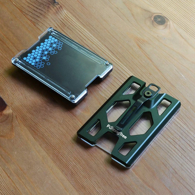 Ausweishalter/Geldbörse aus Aluminium_ Robuster Ausweishalter mit Metallclip und 4-Kartensteckplatz – Detail 13