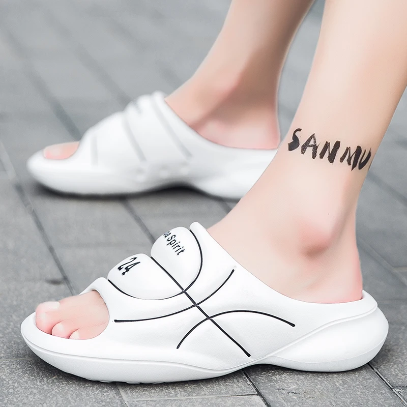 New fashion Men's Summer Indoor Outdoor Fashion Non-slip Cool Slippers men