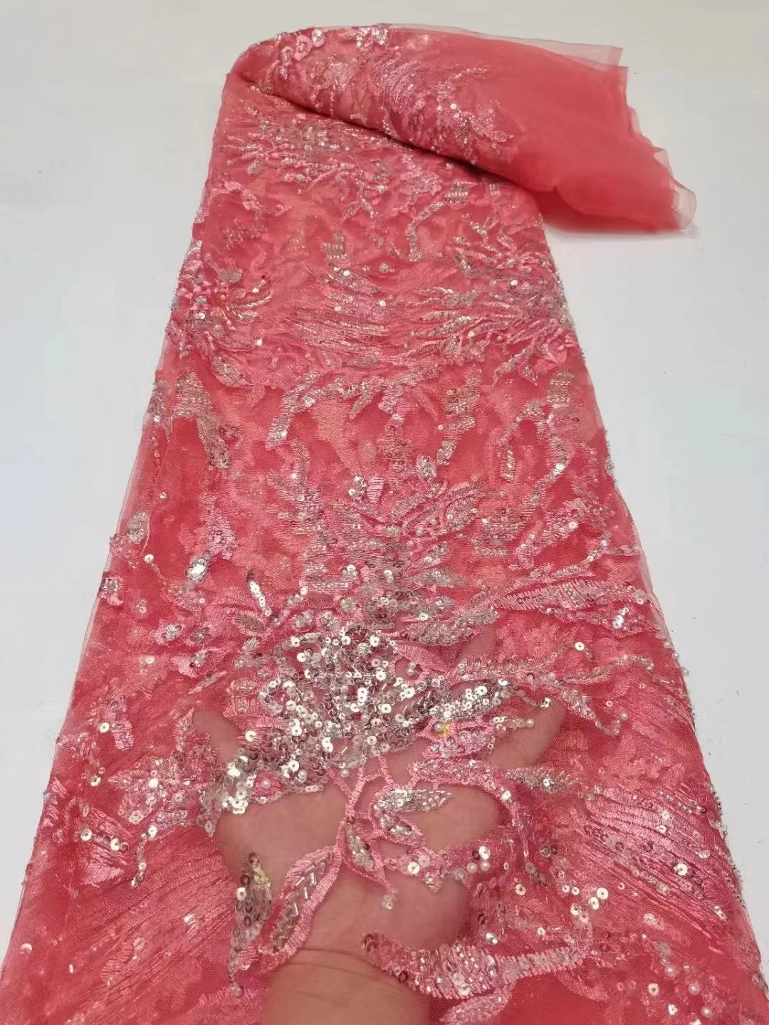 

African Embroidery Beading Shiny Sequins Lace Fabric Evening Dress Gowns Material Nigerian French Beaded Lace Wholesale Price