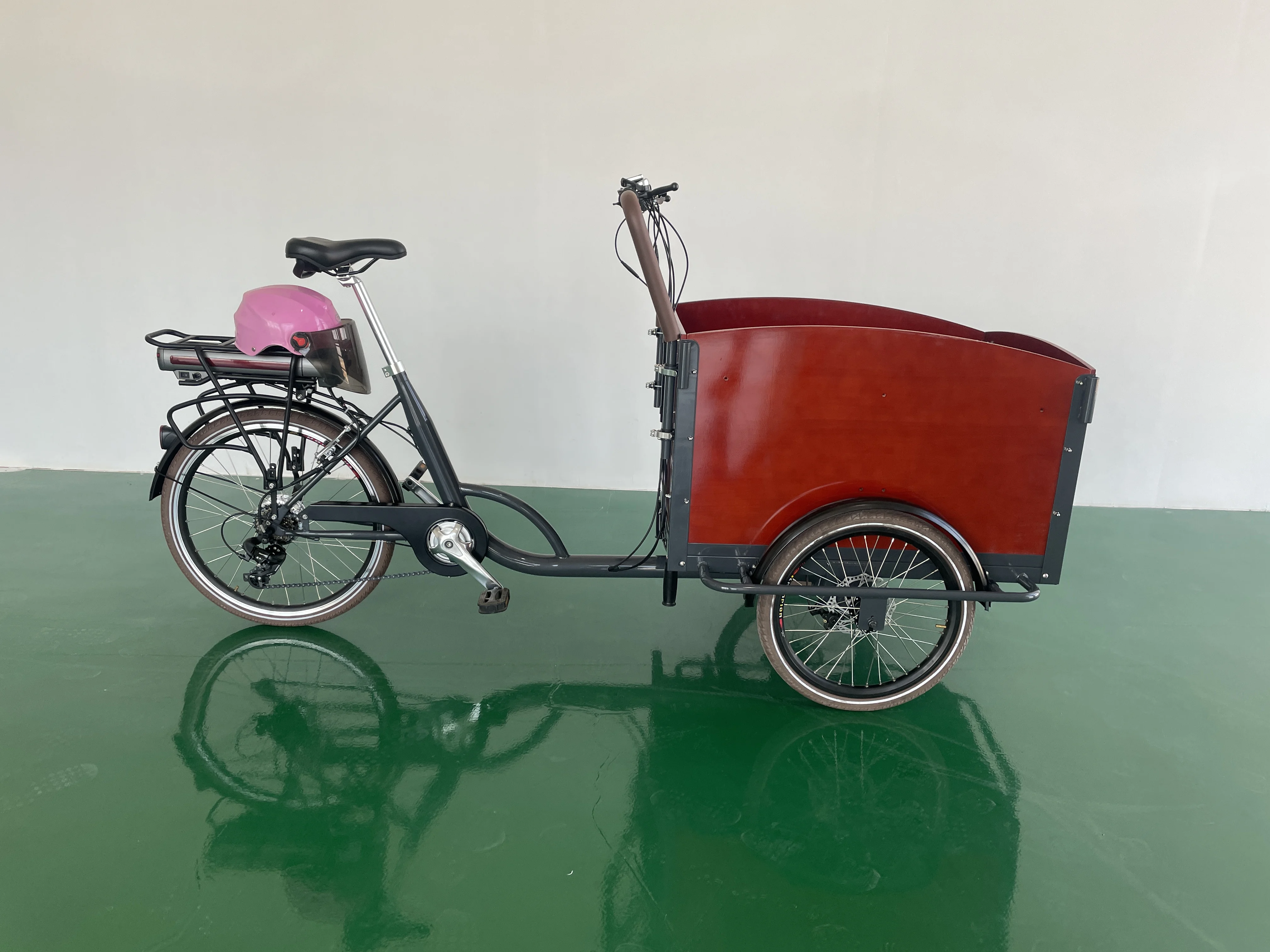 Tricycle Vélo d'enfant Galaxy avec Casque plus de 1 an Coloré