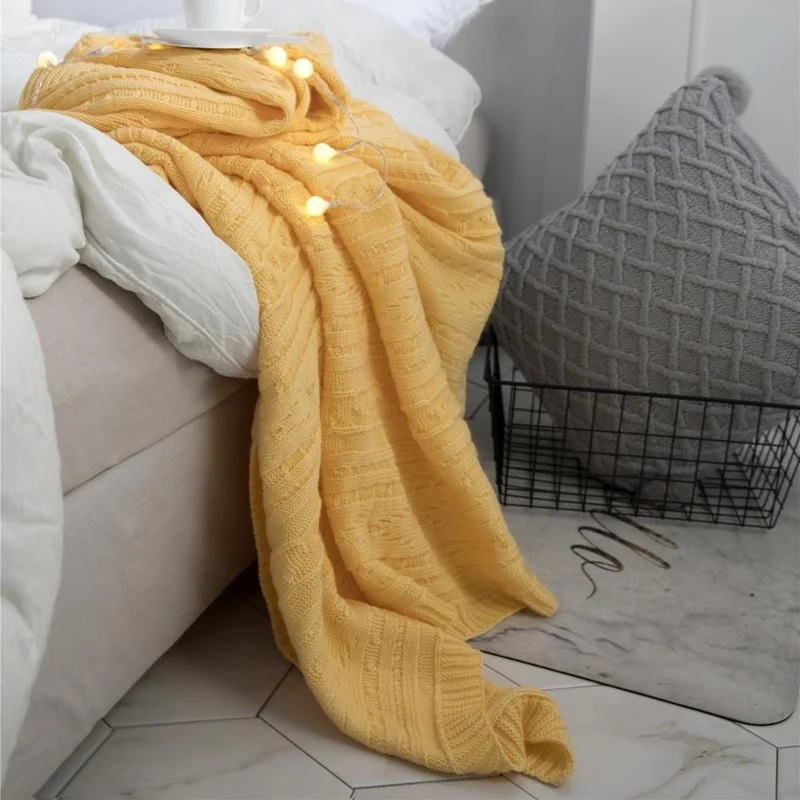 

Nordic Style Winter Stripe Fleece Blanket Soft Warm Knitted Blanket Home Decor Bedspread Plush Throw Blankets for Bed Sofa