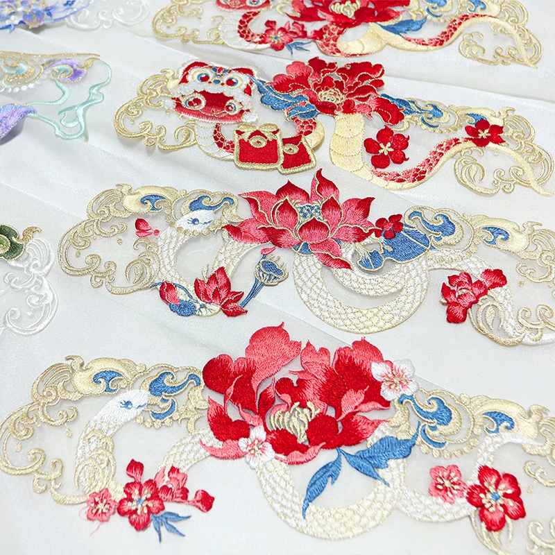 1pc Teng Snake with Flower Embroidery Patch for Hanfu Myrobalan Skirt DIY Sew Accessories Peony Lotus Embroidered Dress Applique