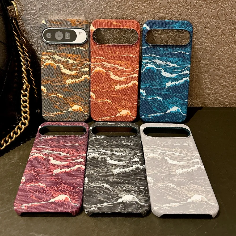 Elegant Kevlar Pattern Leather Magnetic Phone Case with Magsafe Charging Compatibility