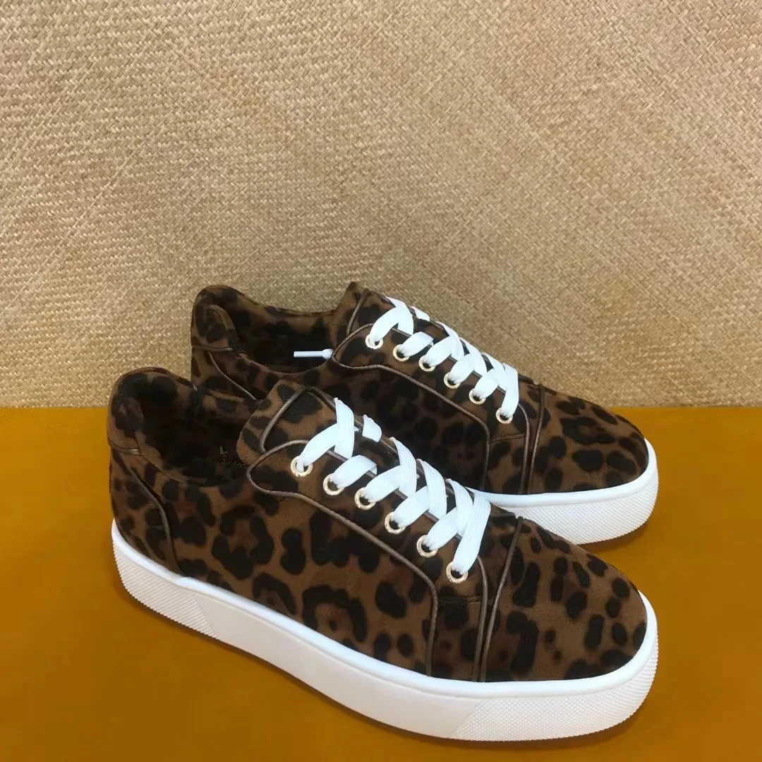 

Luxury Low Top Red Bottom Shoes For Men Brown Leopard Flannel Thick Sole Women Casual Flats Loafers Sneaker Wedding Sport Spikes
