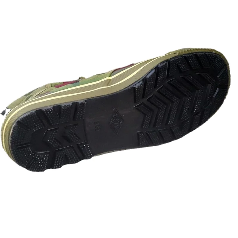 Рисунок 2 - Мужские и женские парусиновые туфли