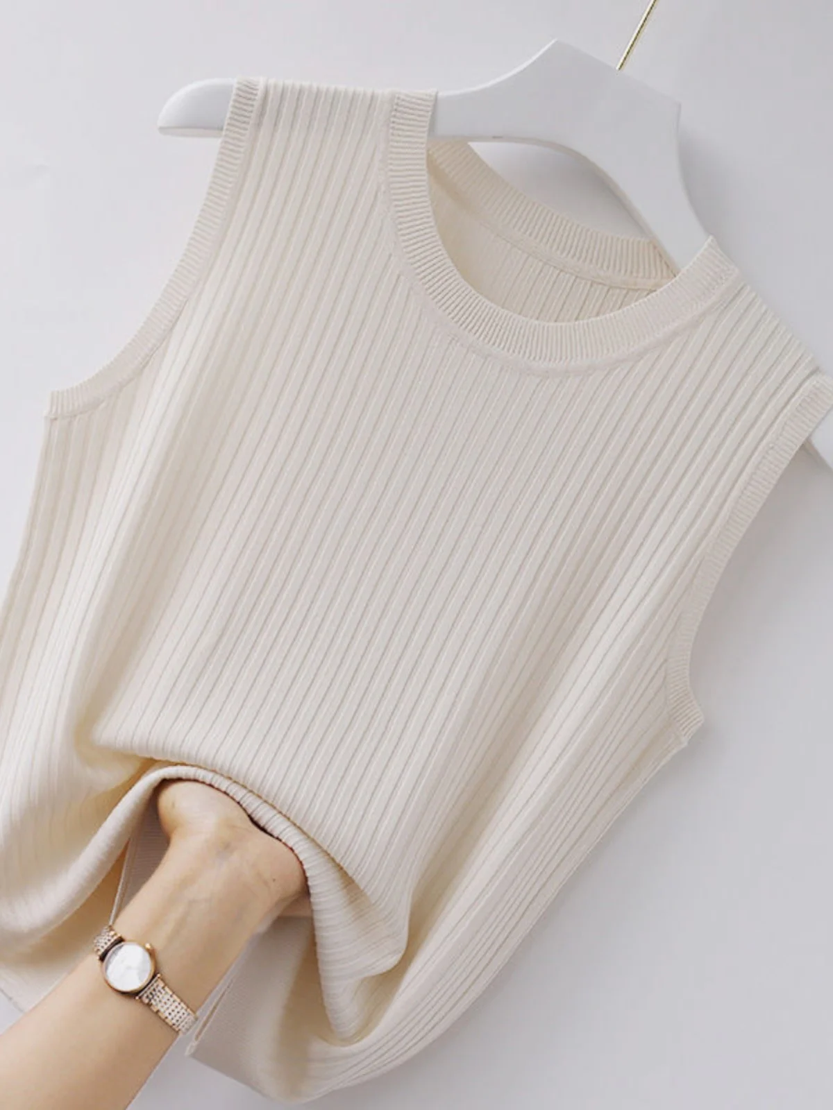 Women's Knitted Svel Vest Top Boting irt Spring Summer New Sle Outerwear Casual Comfortable Thin Fabric Vest