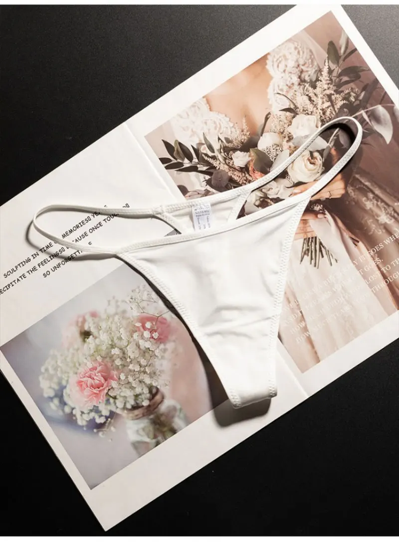 leopard low rise thong styling view