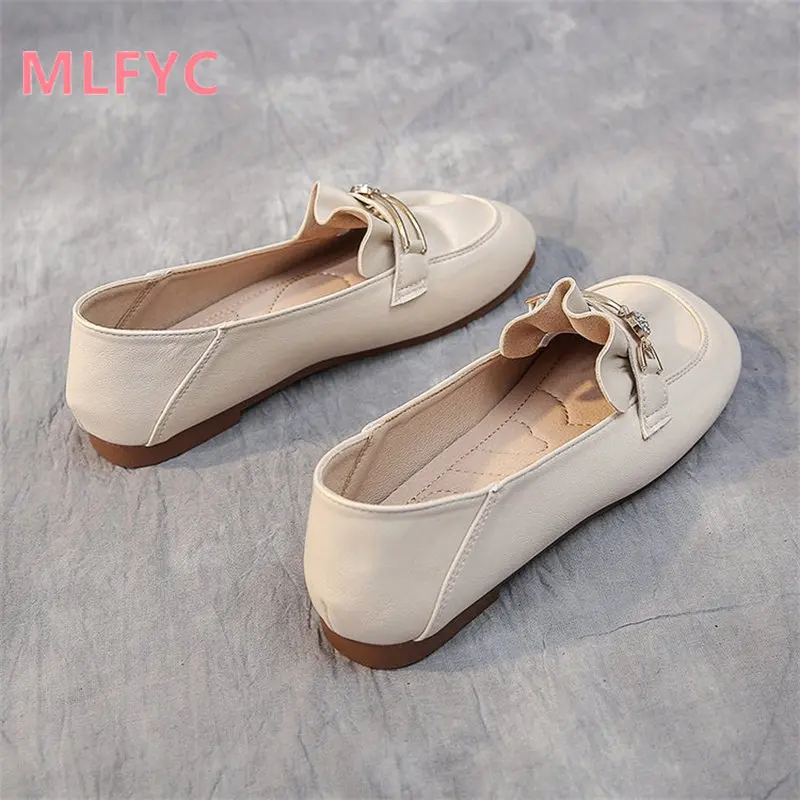 Single-shoe women 2023 new spring autumn fashion shallow mouth square head slouchers low top female shoes casual shoes