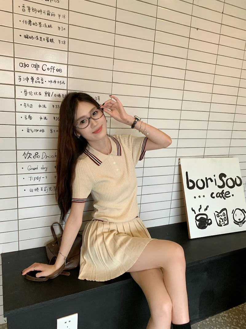 Autumn Knitted Two-piece Skirt Set Women Turn-down Collar Short Sleeve Top Pleated Mini Skirt Korean Fashion Knitting Outfits