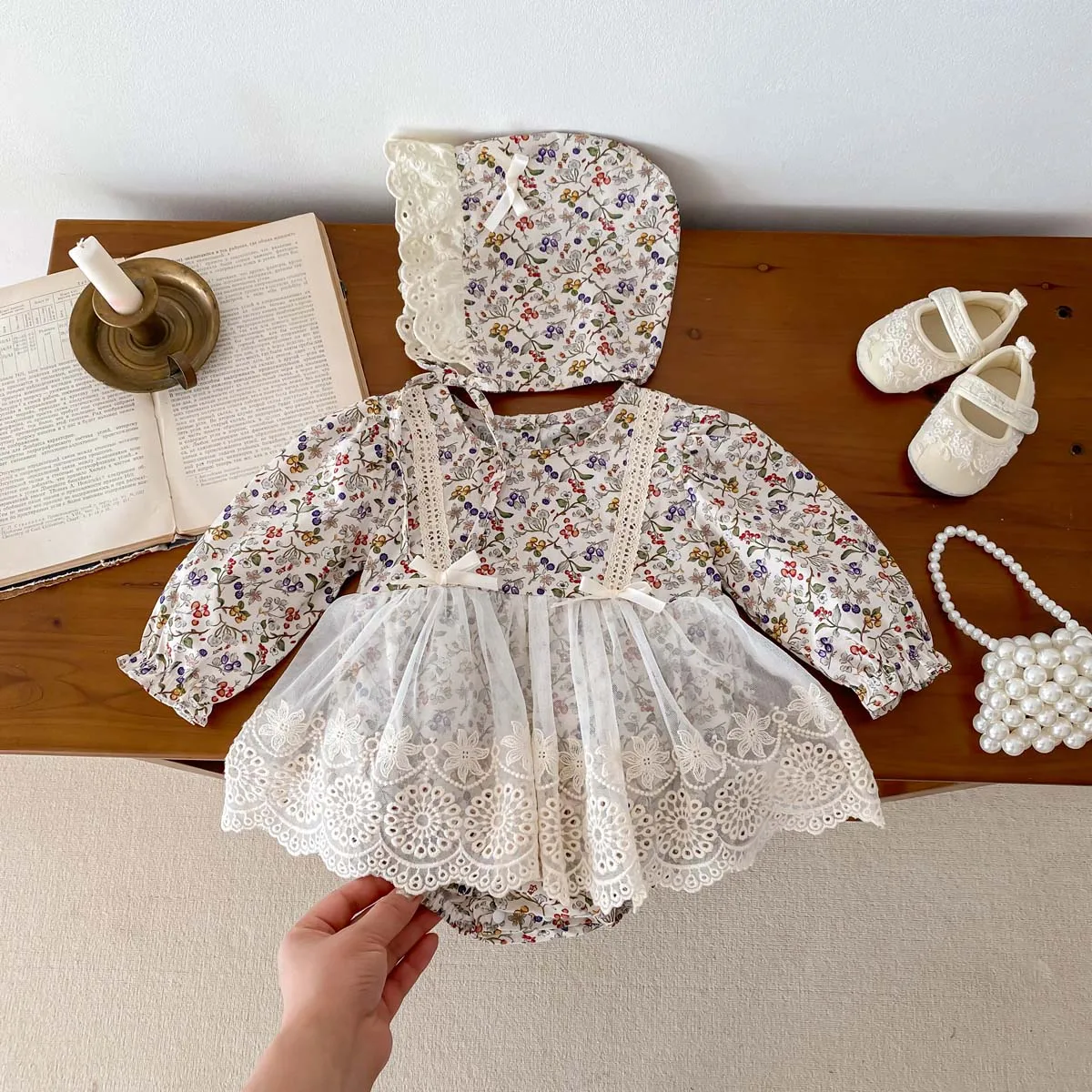 Newborn Girl Romper  Lace Cut Out Floral Dress   Long Sleeved+ Hat Baby Girl Bodysuit Baby Clothes 0-24 Months 2