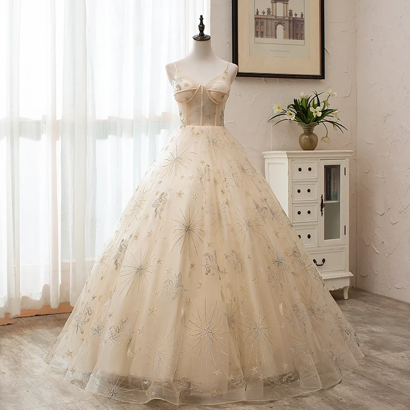 

New Champagne Quinceanera Dresses Exquisite Embroidery Sexy Spaghetti Strap Prom Dresses Simple Sweet Long Vestido De Baile