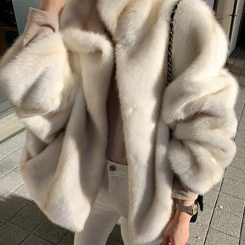 Korea Autumn and Winter Fashion Jacket Women's 2022 Temperament Elegant Lapel Slotted Loose Pockets Warm Mink Imitation Fur