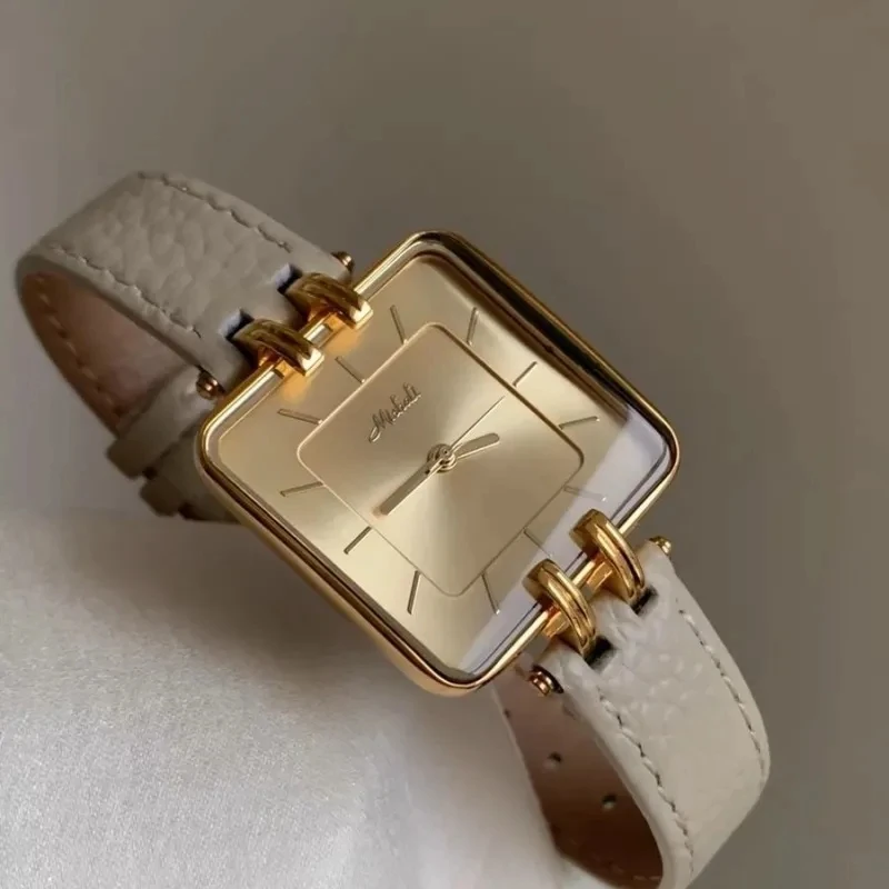 2025 Mode Vrouwen Horloge Grote Vierkante Wijzerplaat Dunne Lederen Band Dames Horloge Elegante Quartz Meisjes Horloges Casual R
