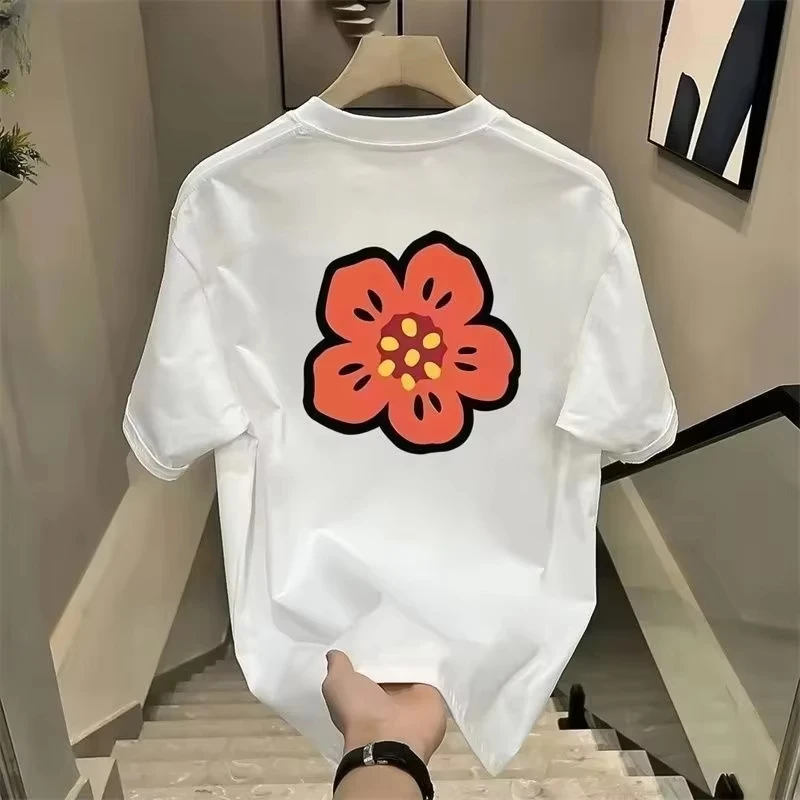 Lässiges T-Shirt mit rotem Blumendruck, minimalistische Unisex-T-Shirts mit O-Ausschnitt und kurzen Ärmeln, sommerliche, frische Streetwear-Oberteile für den Alltag und Ausflüge