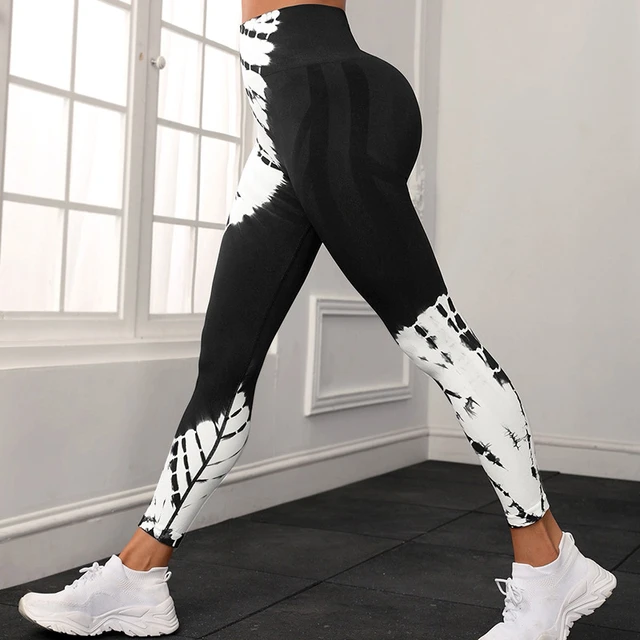 Pants: black and white striped yoga yoga workout leggings  Womens workout  outfits, Fitness fashion, Womens workout clothes gym