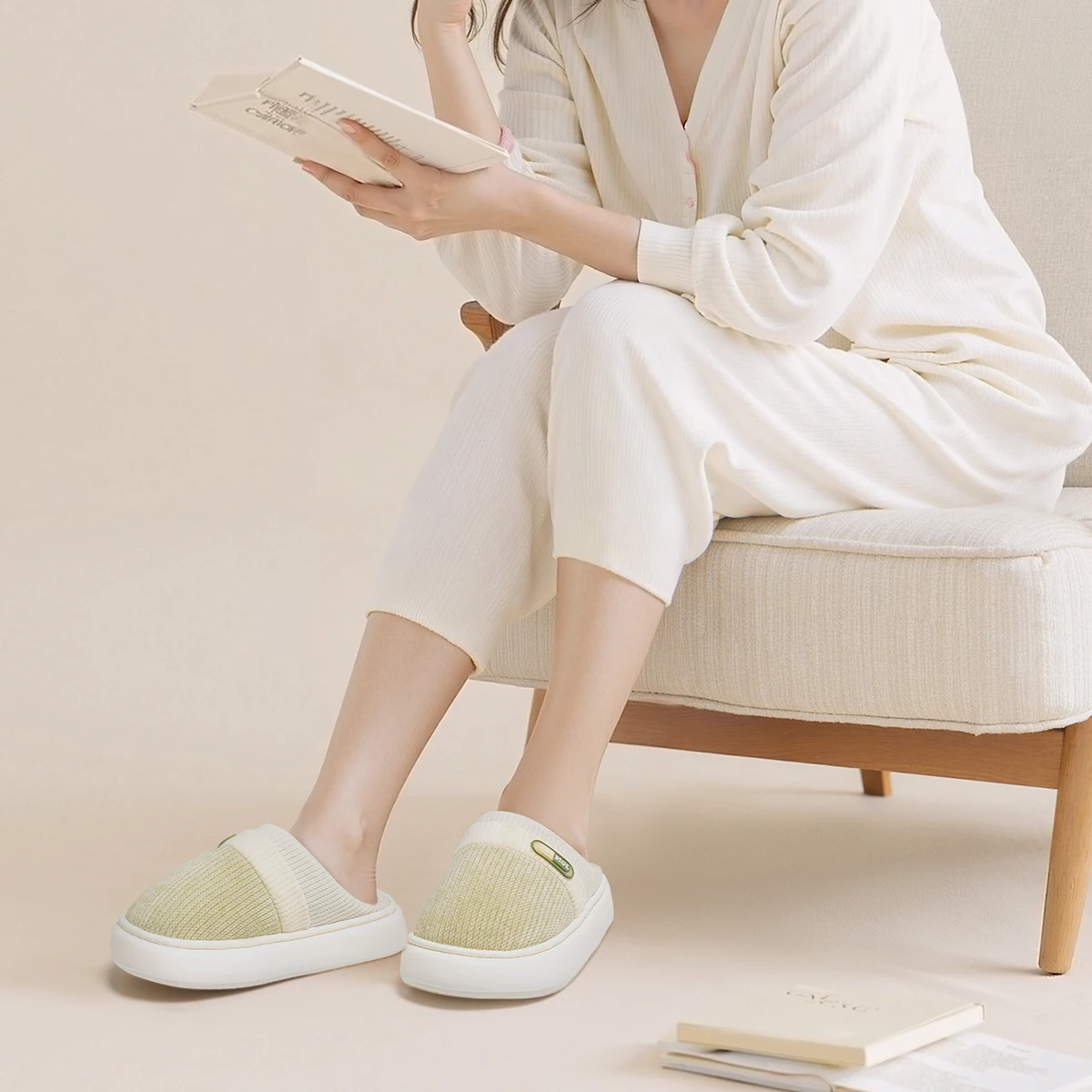 Women's Indoor Cotton Slippers Image 5