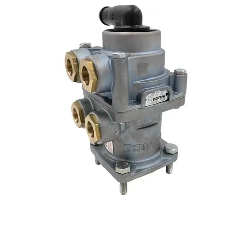 Brake Master Valve For CNHTC SINOTRUK HOWO WG9719360005 A7 T7H Hohan N7G Steyr SITRAK C7H Truck Parts