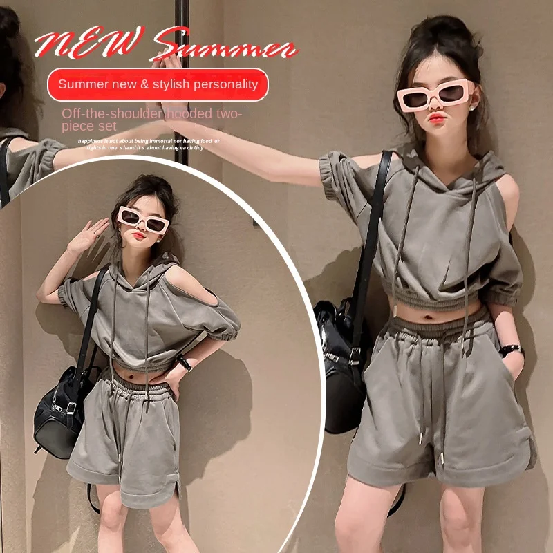 

Summer teenage Girls clothes Set 2023 Fashionable Girls Big Kids Casual Off-the-Shoulder Hooded+short pants Two-Piece Set