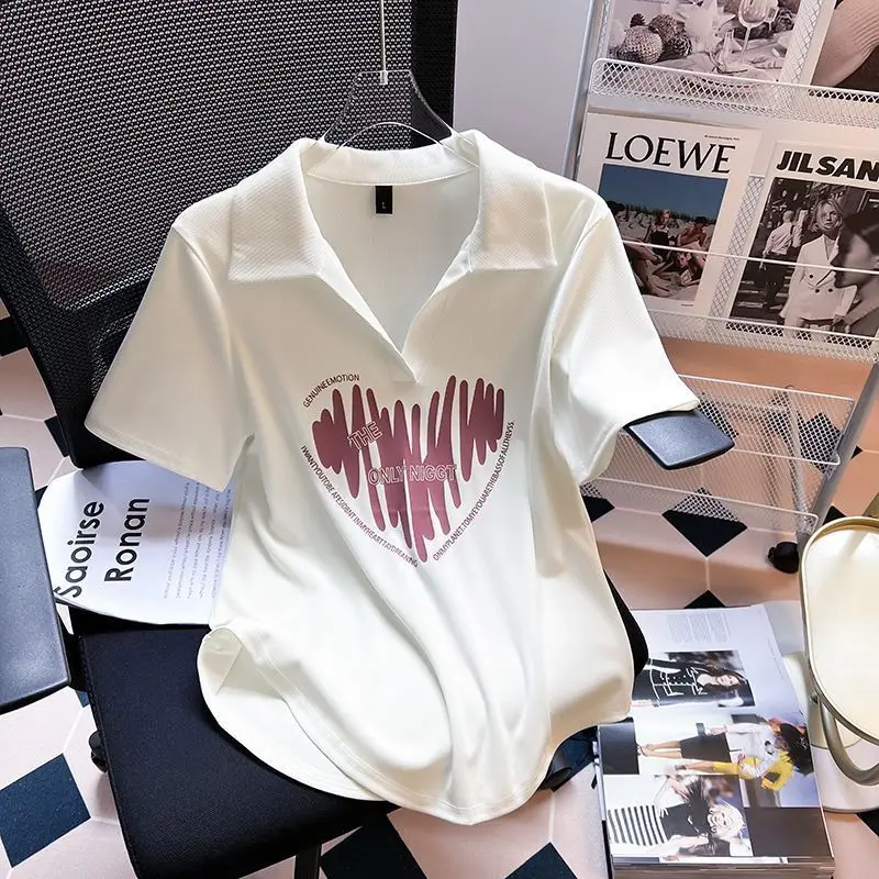 

2023 New Summer Fashion Trend Fresh V-neck Love Print Front Shoulder Hem Irregular Slimming Casual Comfort Oversized T-shirt