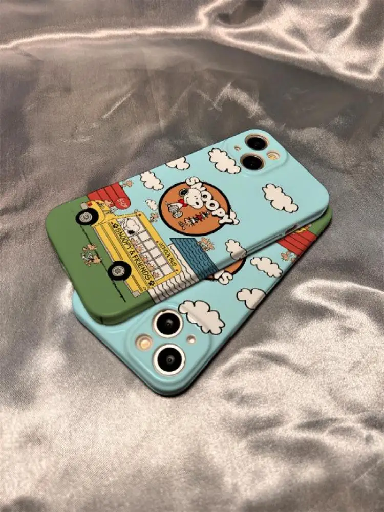 

Snoopy Phone Case Kawaii Lens Full Package Anti Drop Phone Case Cartoon Anime Couple Phone Case 15Iphone13Plus12Pro11Xsmax14Pro