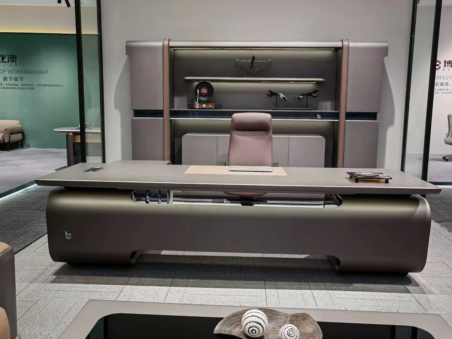 Exhibition Popular Modern Wooden Executive Desk L-shaped Luxury Desk (for Ceos) Foshan Factory