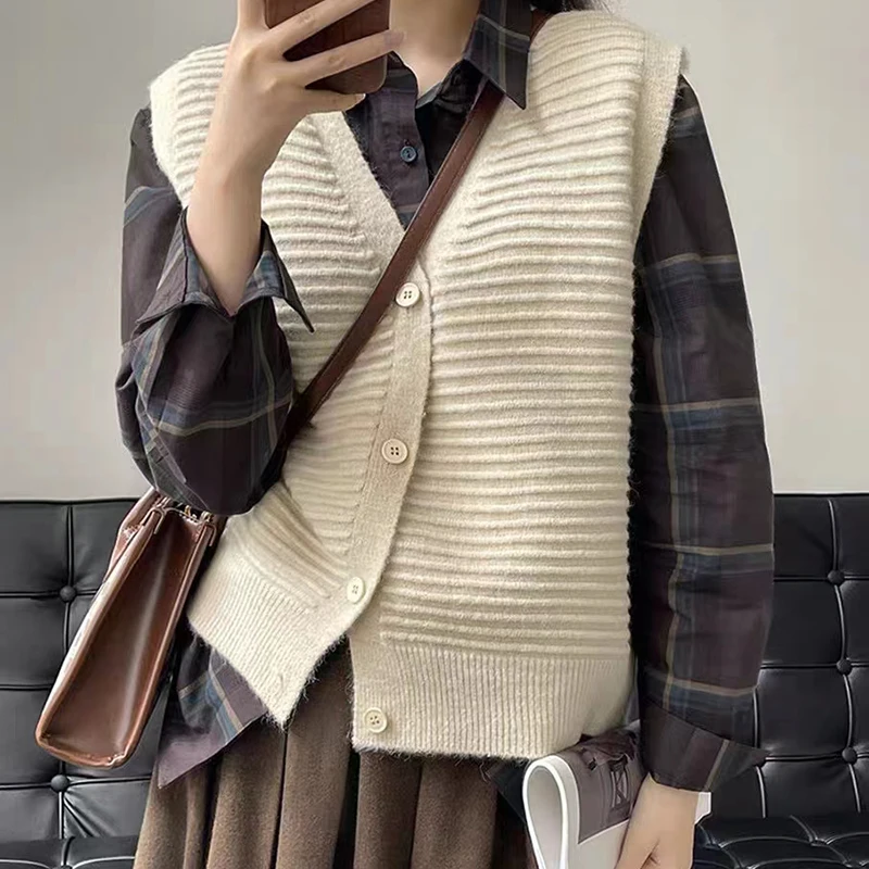 White Mohair V-neck Single-breasted Knitting Coat Jacket Halter Short Vest Shorts Hot Pants Three-piece Set main image 1