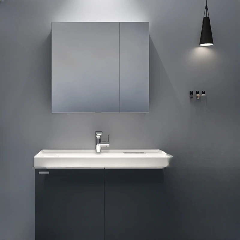 The bathroom is simple, Europe and love living, and the wall-mounted bathroom cabinet is combined with multilayer solid wood