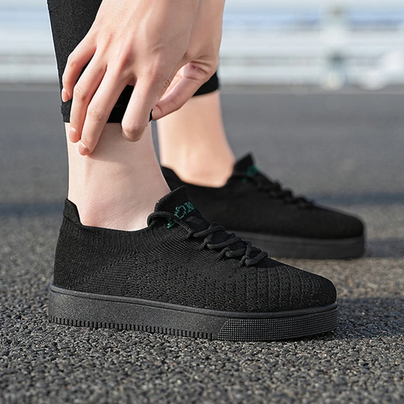 New Unisex Fashion Sneakers Women Sports Shoes Men Casual Loafers Air Mesh Shoes Spring Autumn Breathable Woman Shoes Ladies