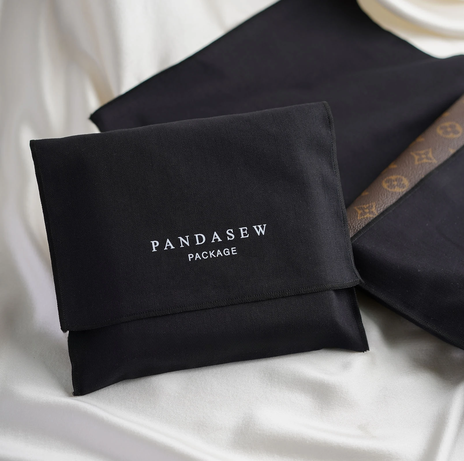 Custom Logo Dust Bag Covers Soft Herringbone Cotton Purse Envelope Shape Packaging Gift Bag Jewelry Pouch