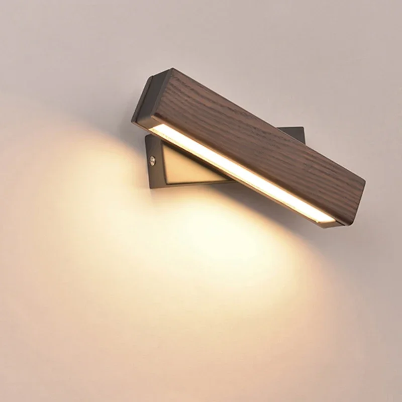 Vera Rotated LED Lamp
