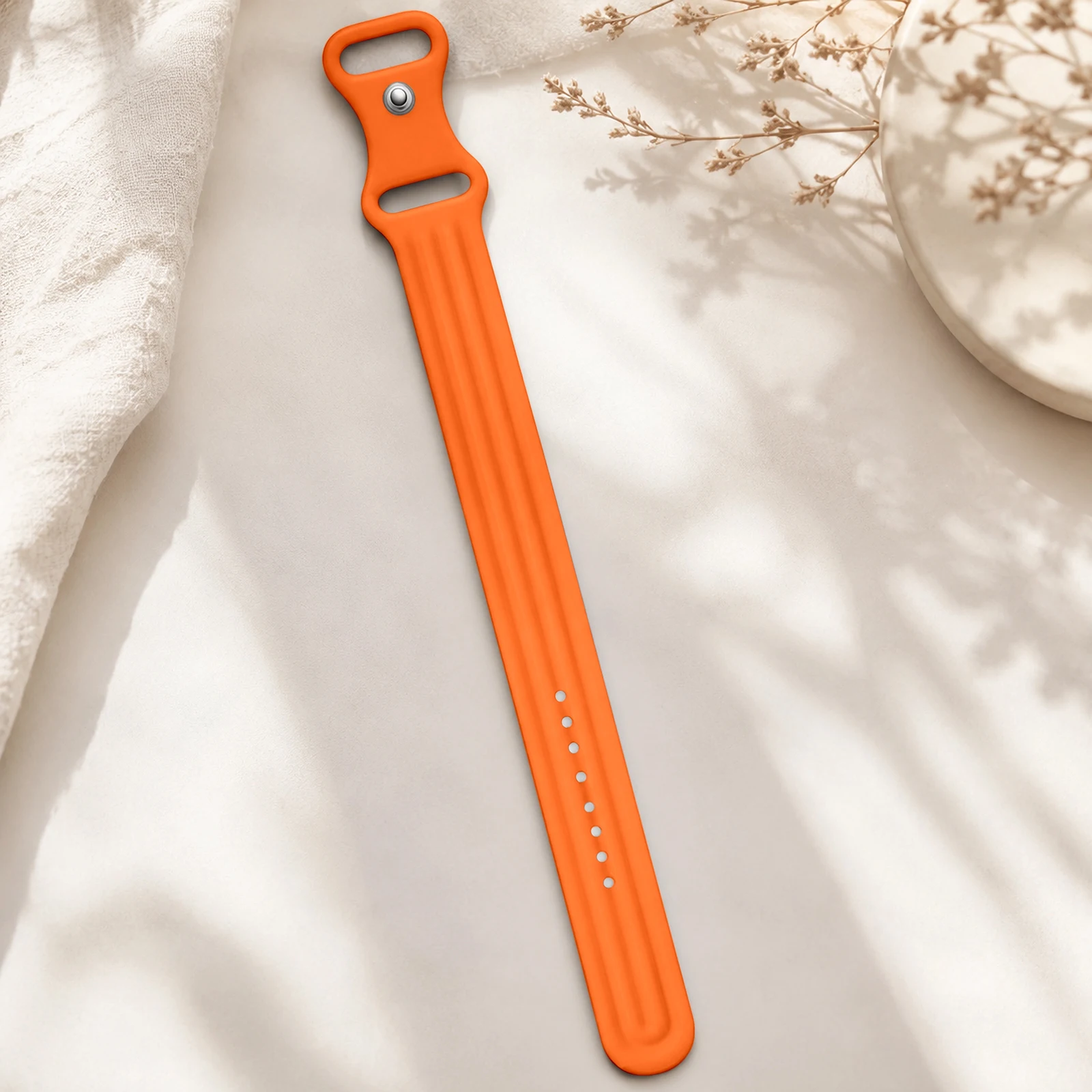 Chinber Active Loop Silicone Sport Strap - Adjustable Fitness Wristband