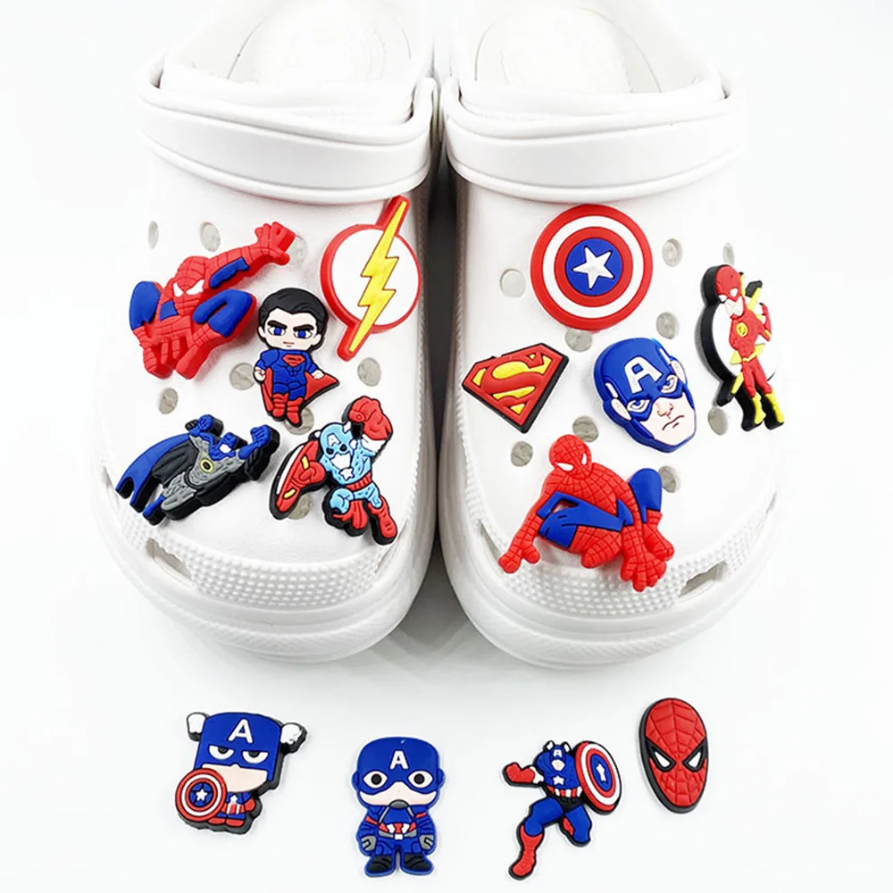 5-100PCS 디즈니 어벤저스 마블 슈퍼 히어로 신발 참 믹스 도매 PVC 장식 분리형 DIY 키드 방수 크리스마스 선물