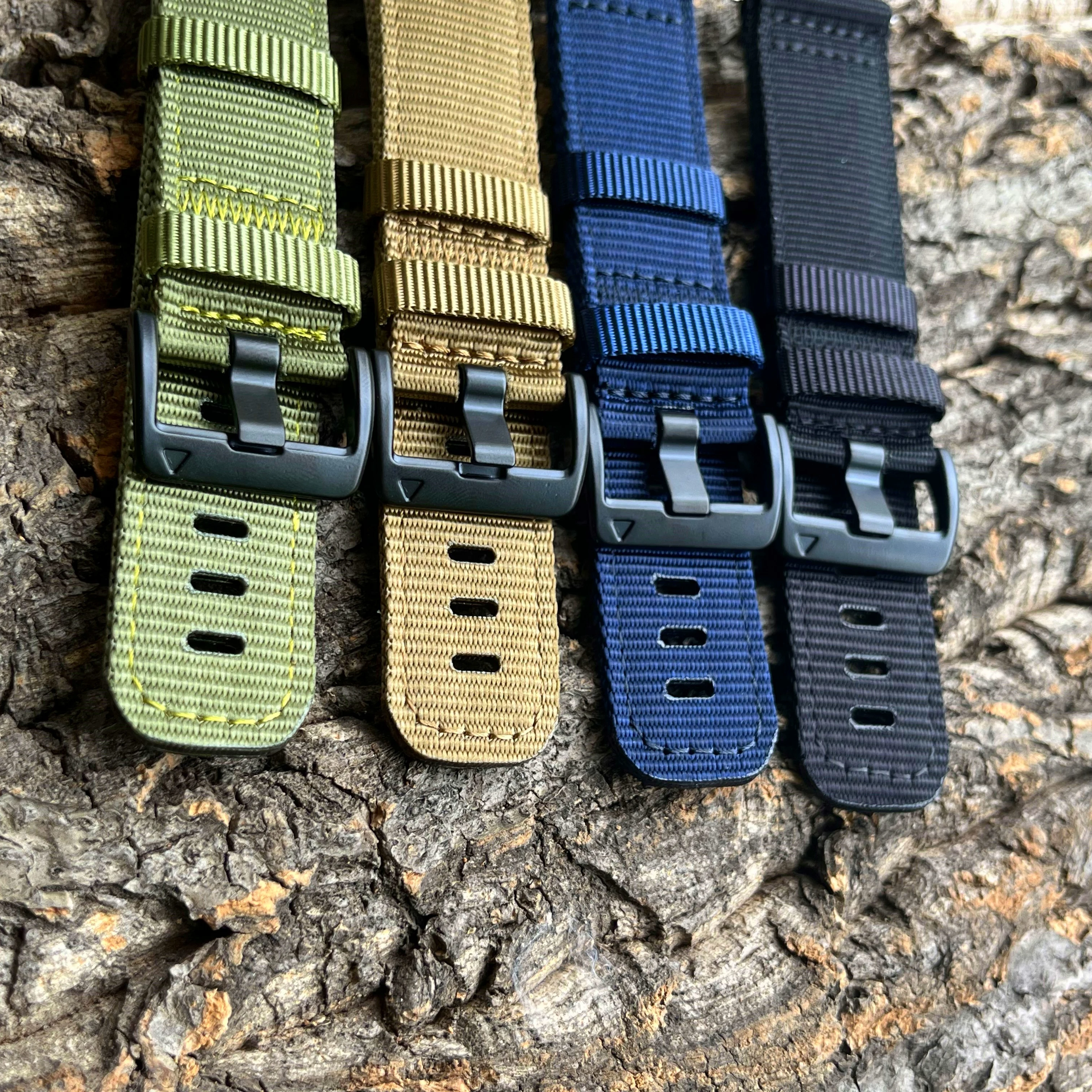 Universal Easy Fit Wristband: 20/22mm Adjustable Strap