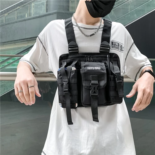 세련되고 기능적인 남녀공용 체스트팩 추천