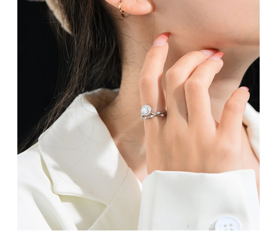 Lady Captain's Diamond Engagement Ring - Cross Jewelers