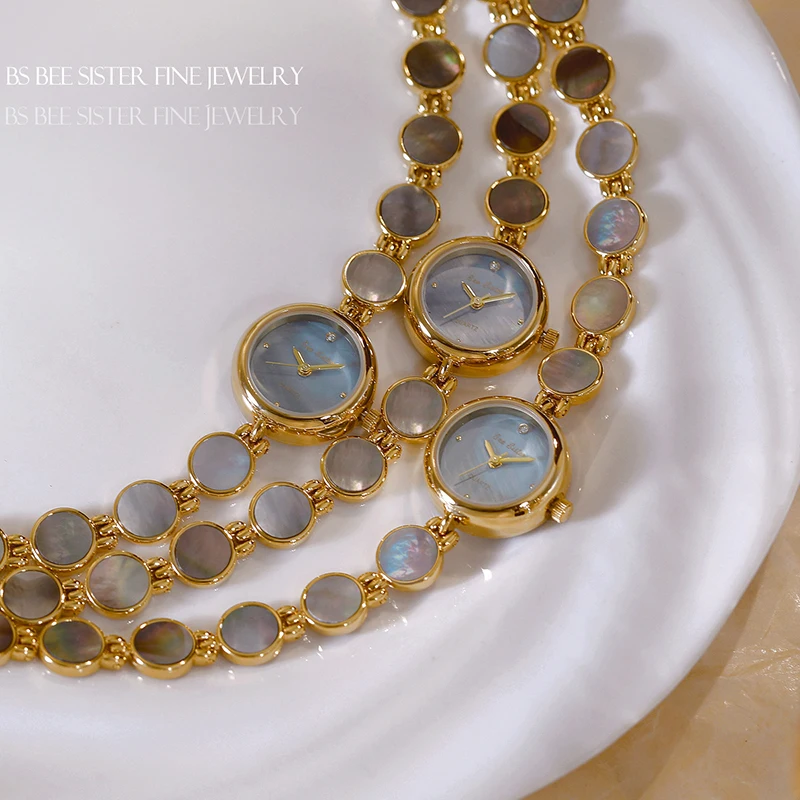 Elegant Women's Gold Bracelet Watch - Stylish & Fashionable Timepiece