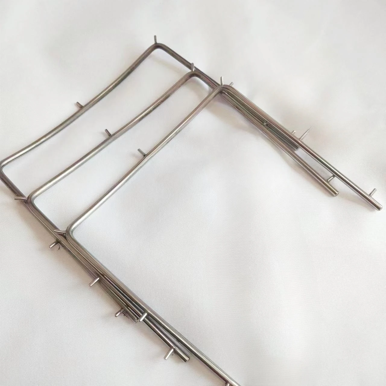 Рисунок 2 - резиновый держатель из нержавеющей