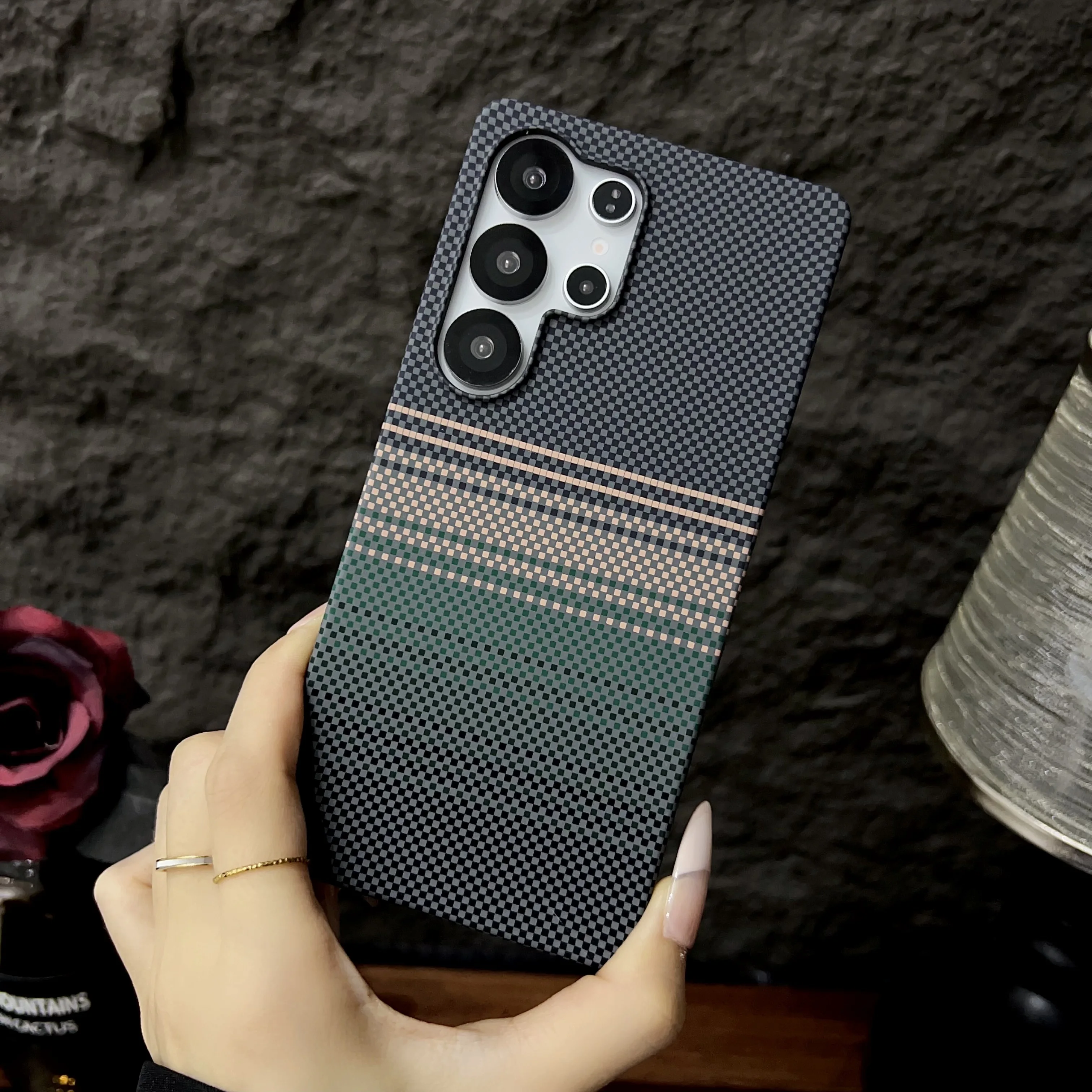 Ultra-Thin MagSafe Carbon Fiber Case - Wireless Charging Shockproof PC Cover