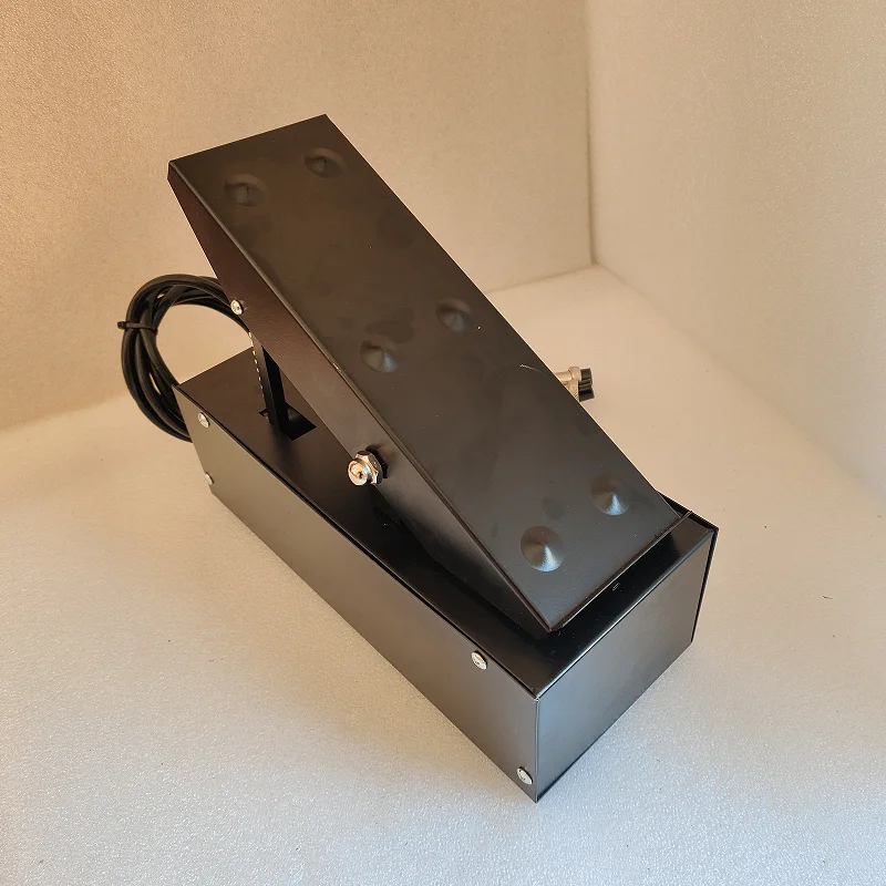 Foot Pedal Amp Control Pedal Compatible with ACDC 200P AC/DC and other machines with 2pin 3pin torch controls TIG Welding