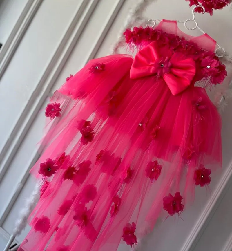 

Cute Puffy Girl Princess Dresses Fluffy Layers Tulle Kids Red Party Gown Big Bow Celebrity Dresses with Detachable Train