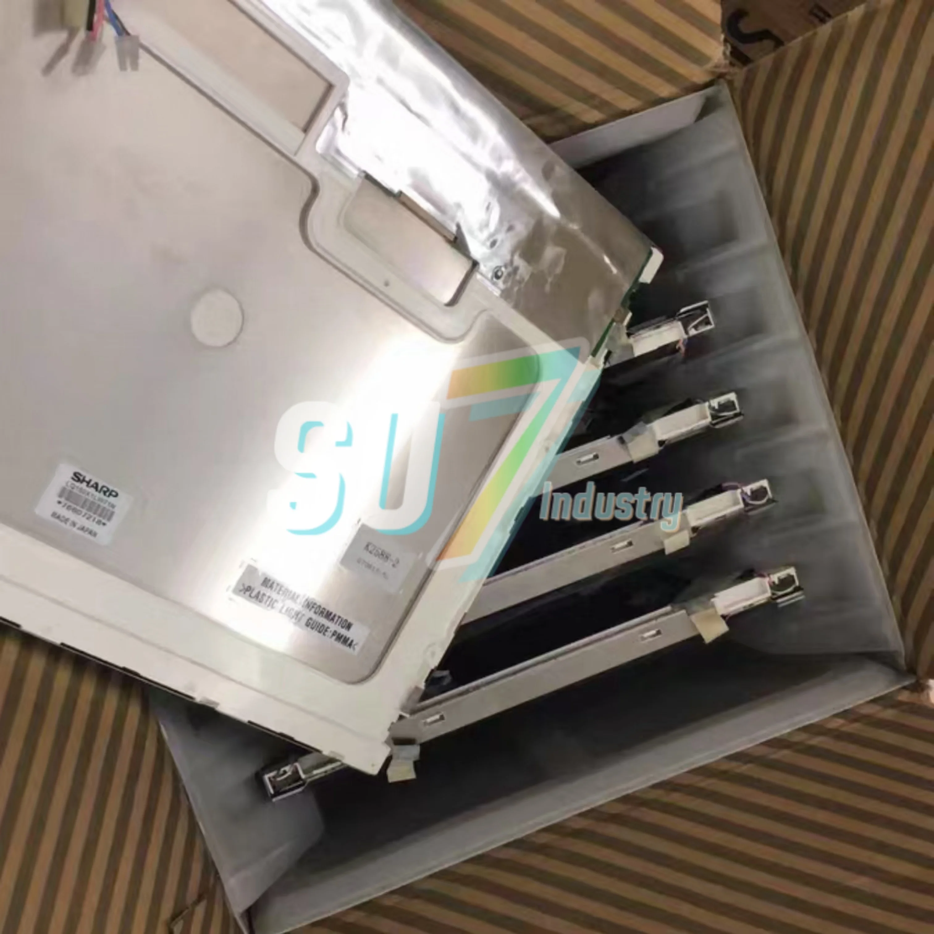 LCD 스크린 LQ150X1LGB1 LQ150X1LGN2A LQ150X1LW71 LQ150X1LW71N LQ150X1LW72 신제품 재고 있음