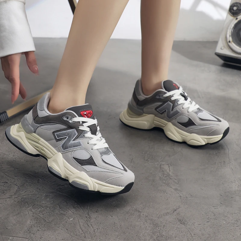 أحذية رياضية كاجوال للجنسين قابلة للتنفس، أحذية جر...