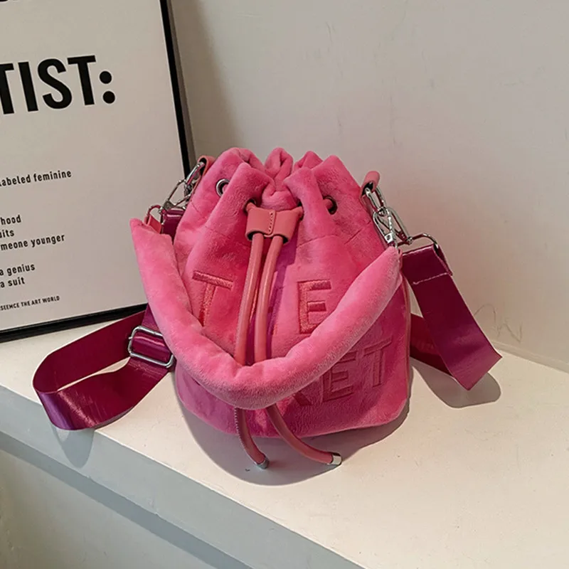 The Bucket Tote Bag for Women Shoulder Messenger Bag Female Designer Brand Cross Handbags High Quality Fluffy Bag Large capacity