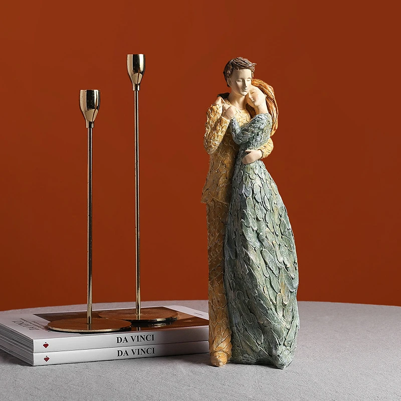 

Original Wedding Ceremony Couple Decoration European Style Wedding Simulation Figure Couple Embracing Resin Crafts