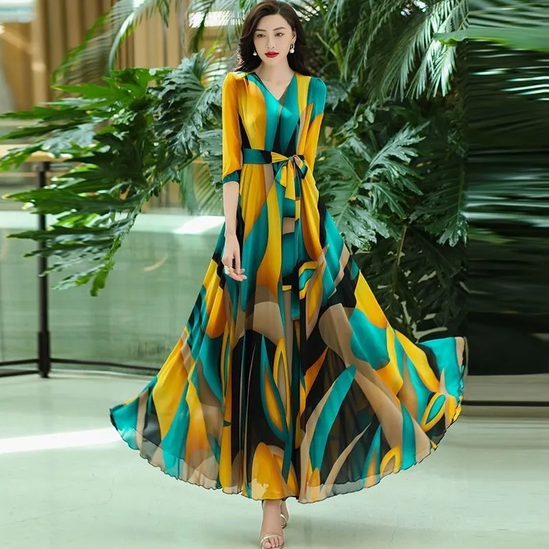 

2024 New V-neck High End Women's Dress Colorful Long Hem Loose Fit Fashionable Comfortable Leisure Long Dress for Travel